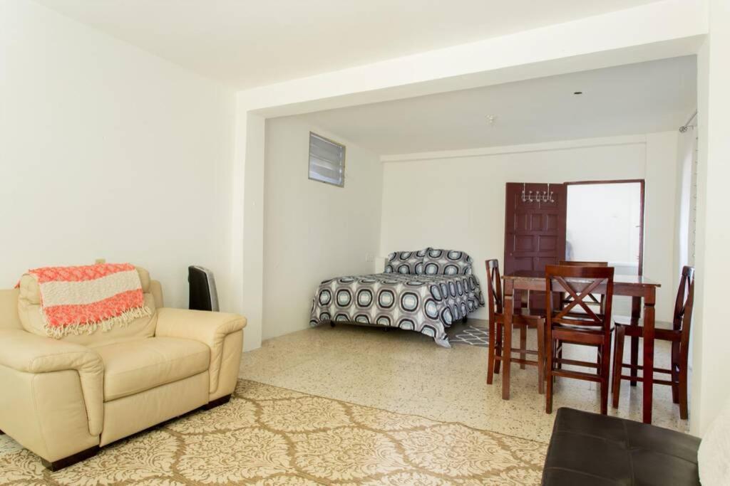 Chill Family And Friend Escape With Wrap Around Porch Apartment Rio Grande Exterior photo